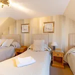 Arden Guest House, Craigmillar Castle Edinburgh