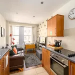 F&O Apartments - 1 Bedroom Royal Mile Apt Stunning Castle View Sleeps 2