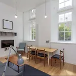Ensuite Room In The City
