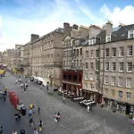 Royal Mile, Edinburgh - 2 Bedroom Apartment