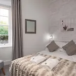 Castle Suite 2 Old Town