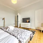 Altido Luxury Georgian Apartment, Heart Of The City Location