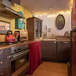 1 Bedroom Flat In The City Centre