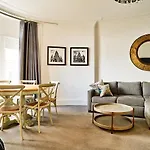 Joivy Stunning Flats In The Centre