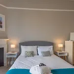 Bruntsfield Place - Beautiful 2 Bed Apartment With Spectacular Views!