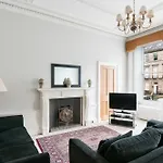 Gloucester Place Georgian Apartment