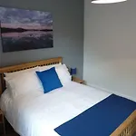 Downfield Place - Bright Edinburgh Flat 15 Minutes To Princes St