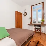 Beautiful Holyrood Park Apartment