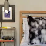 Holyrood Park City Centre Apartment
