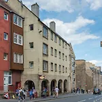 Smart Royal Mile Apartment