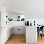 Luxurious Living In Gullane