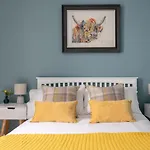 Rose Apartment