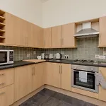 Spacious North St Andrew\'S Street Apartment