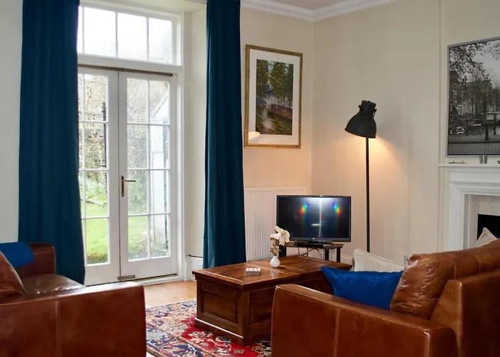 Stunning 3 Bedroom City Centre Home