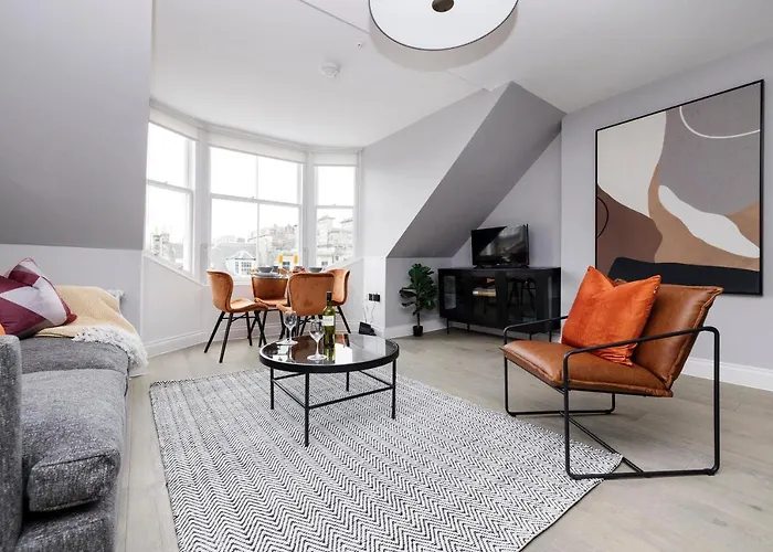 Altido Gorgeous Flat Overlooking Edinburgh Castle