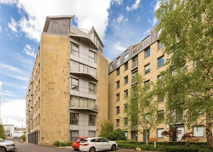 Edinburgh Penthouse 101