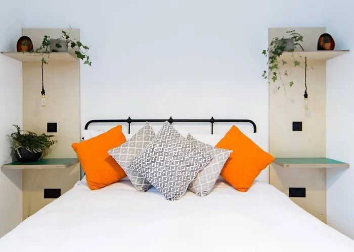 The Plywood Flat, Modern Style In A Traditional Tenement