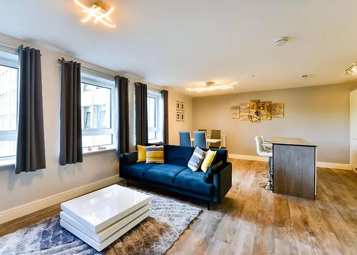 GuestReady - Stylish&Welcoming Apartment in Chesser Edinburgh!