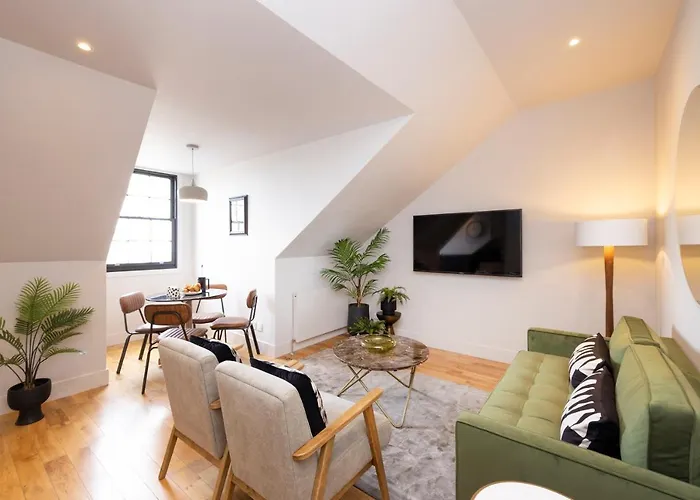 Joivy Luxury Flat Near Edinburgh Castle