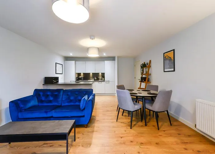 Guestready - Splendid Flat In Leith With Parking!
