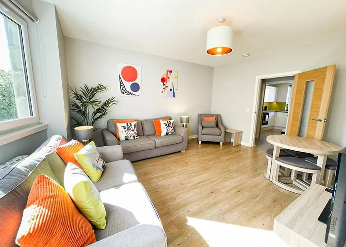Charming Old Town 2 Bed Apt, 2Mins From Royal Mile