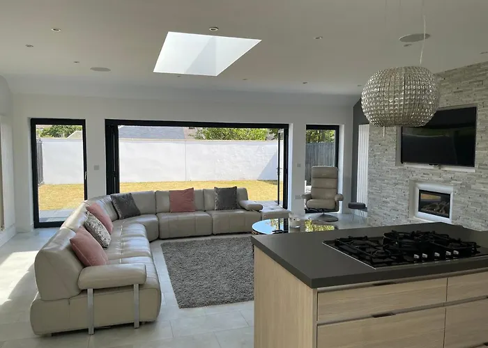 Perfect 4 Bedroom 2 Bathroom Home
