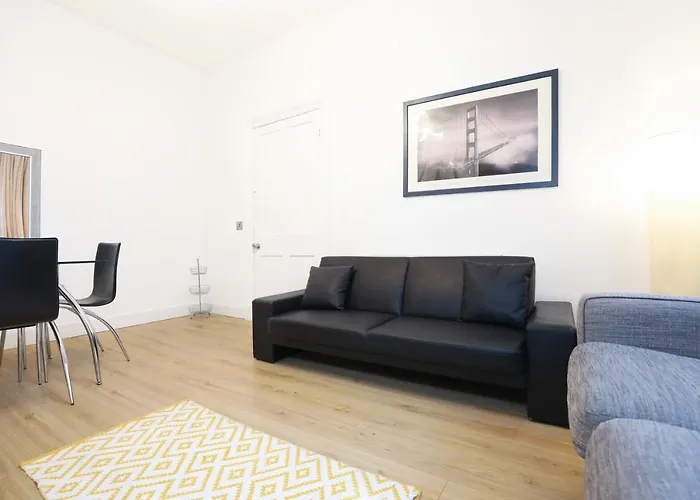 Gorgeous Rooms In Excellent Location - Edinburgh - Five Star Amenities
