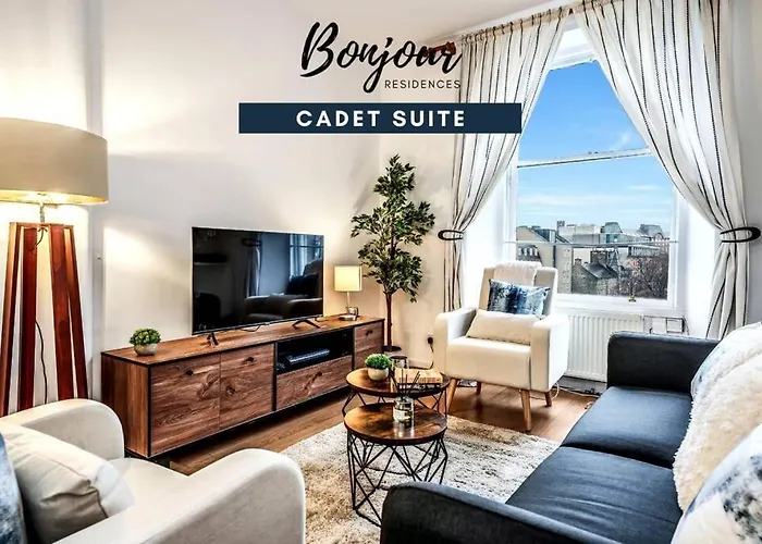Cadet Suite - 2Br-1Ba - Newly Decorated! By Bonjour Residences Edinburgh