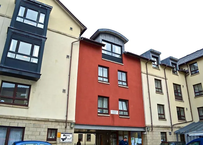 Darroch Court - Self Catering Flats