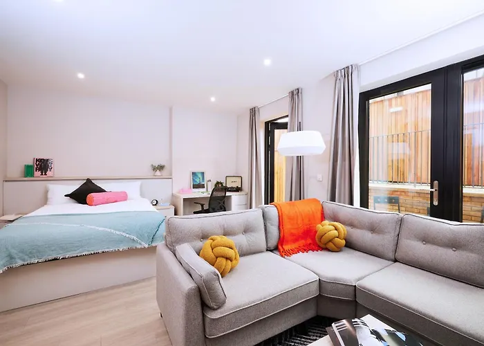 Joivy At Vita Iona Street - Adults Only