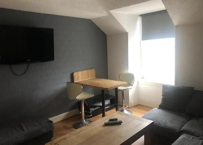 Cozy Old Town Apartment