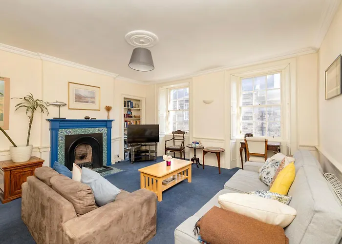 Joivy Gorgeous 2-Bed Flat Near Edinburgh Castle