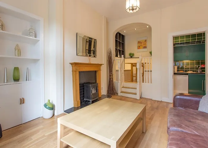 The Broughton Road Residence