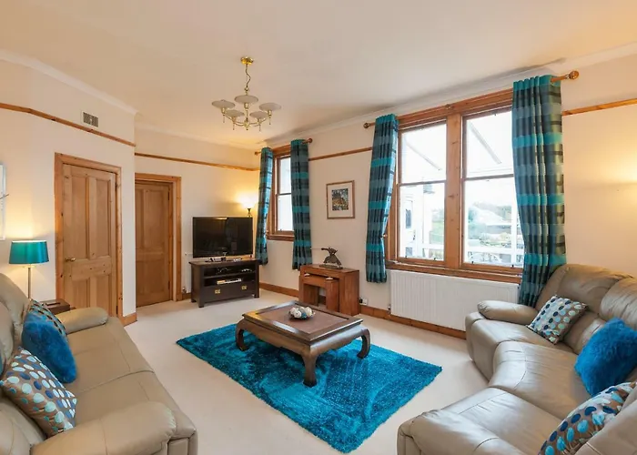 The Traquair Park Residence