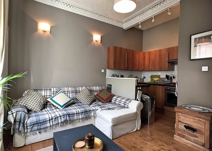 1 Bedroom Flat In Edinburgh