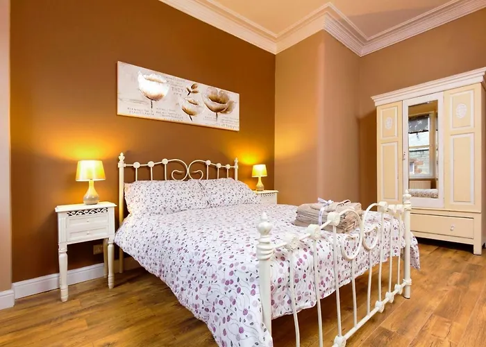 Stylish Apartment Near Royal Mile