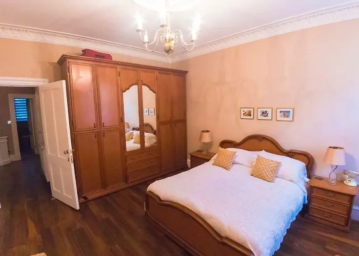 City Centre Room