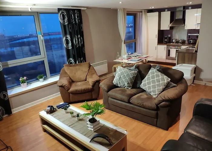 Western Harbour View Apartment