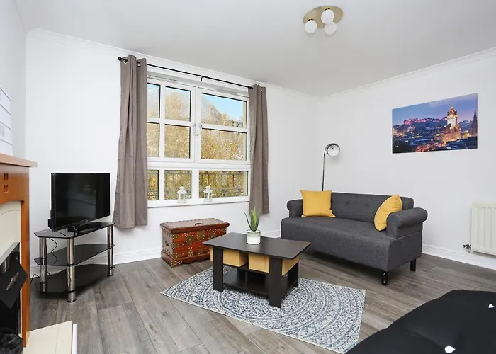 Altido 2Br Apartment With Free Parking, Near The Royal Mile