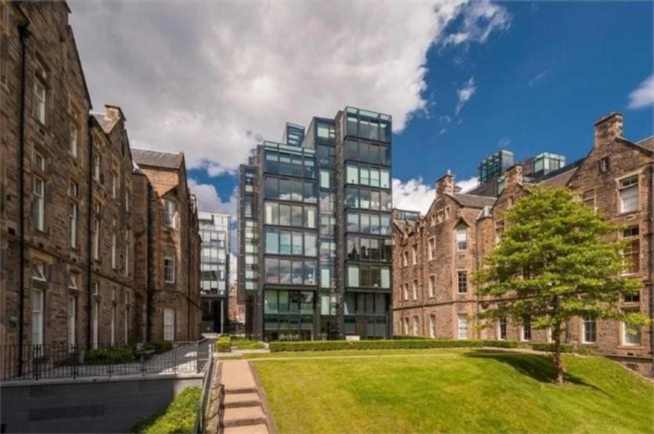 Quartermile Apartment