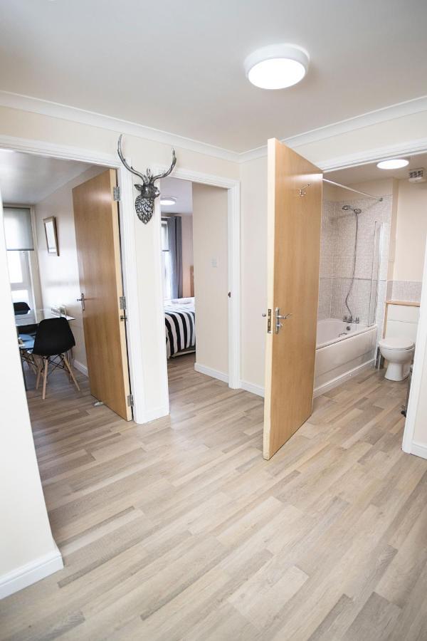 Apartment Lochend Serviced *