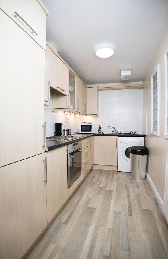 Lochend Serviced * Edinburgh