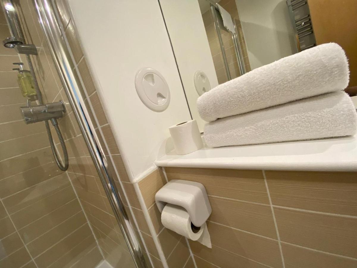 Grand Harbour Apartment *
