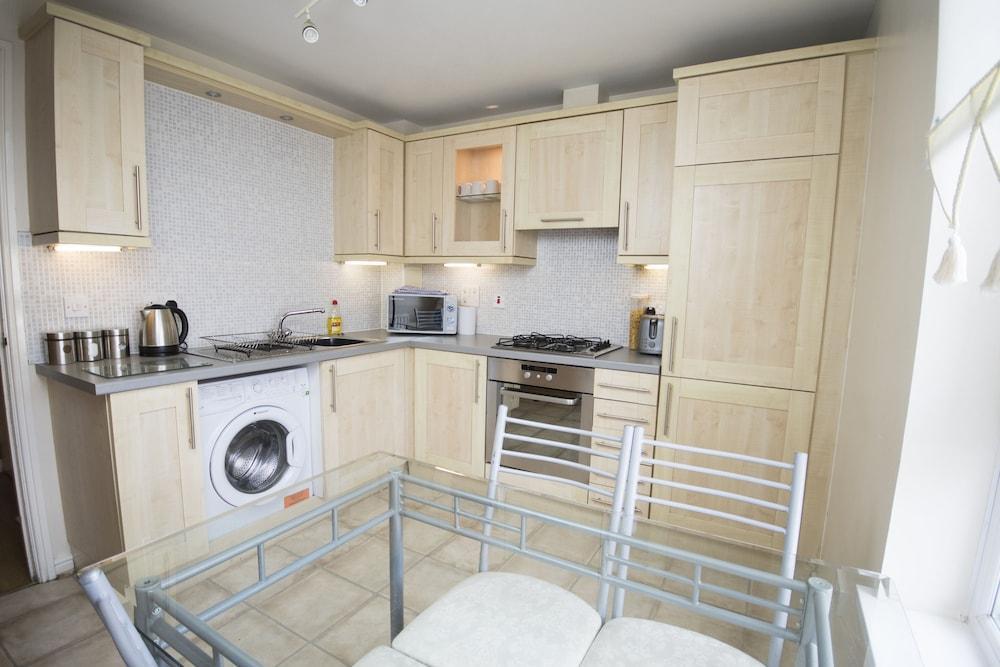 Lochend Serviced * Edinburgh