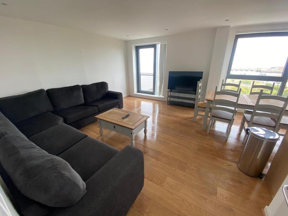Apartment Grand Harbour EDI