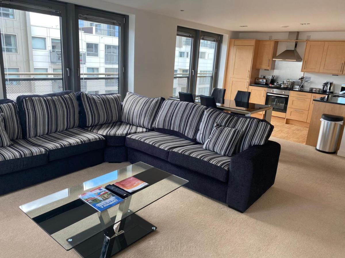 Grand Harbour Apartment *