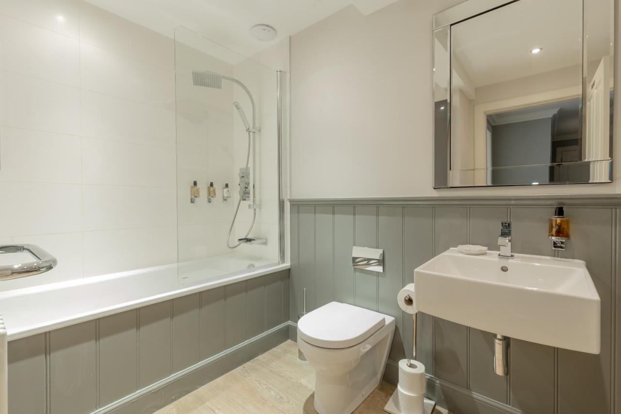 Destiny Scotland - Q-residence * Edinburgh