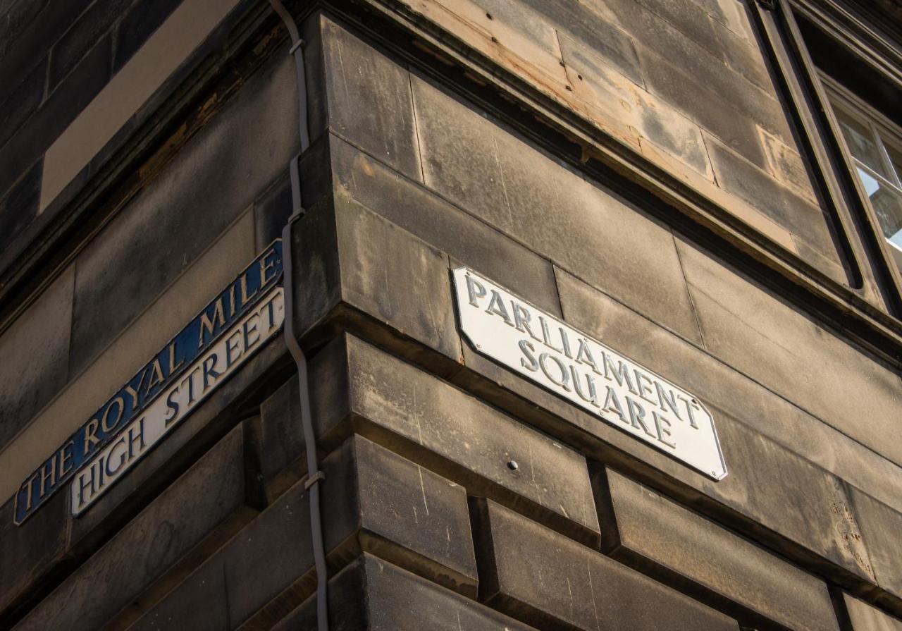 Apartment Parliament Sq EDI