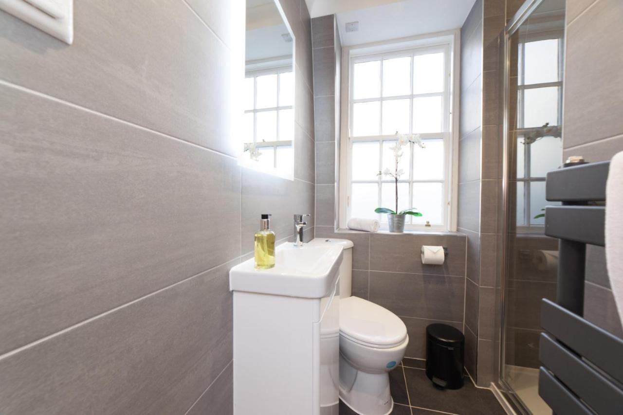Queensferry Street Lane - Fantastic 2 Bedroom Centre Mews House With Free Secure Parking! Apartment *