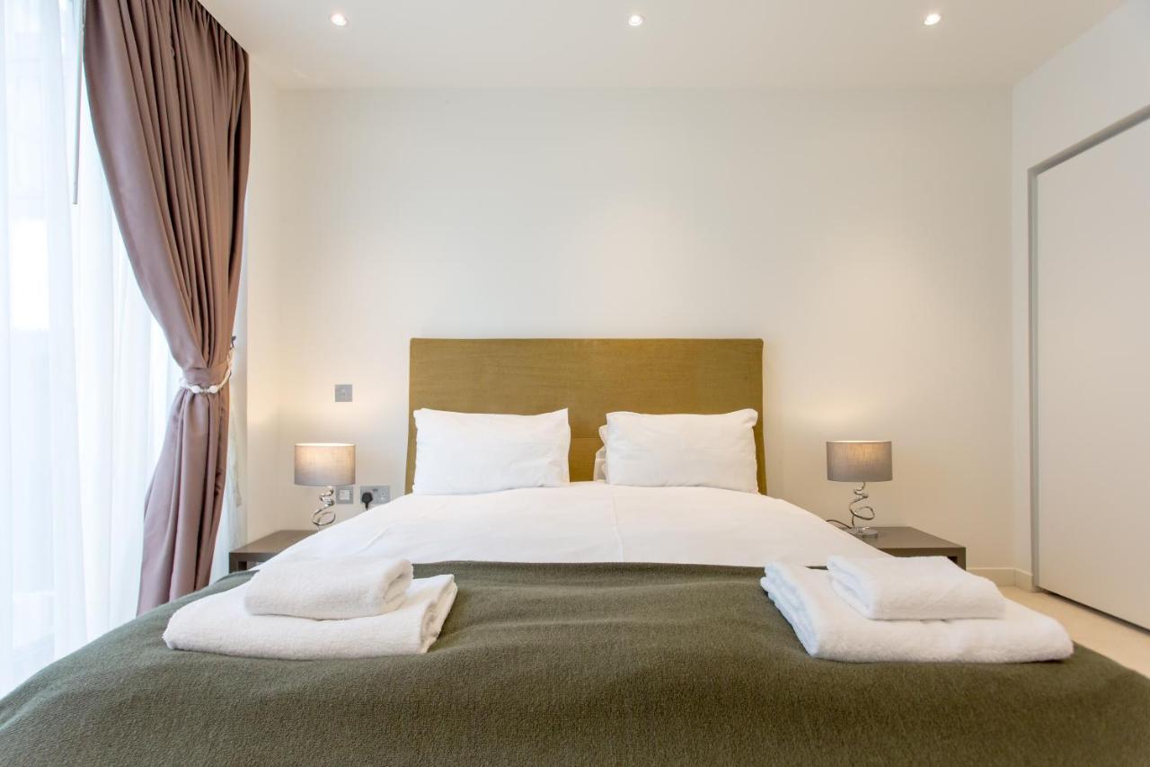 Apartment Quartermile Retreat With Parking